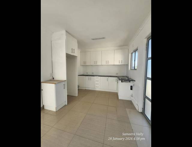 2 BEDROOM PROPERTY TO RENT IN OVERPORT